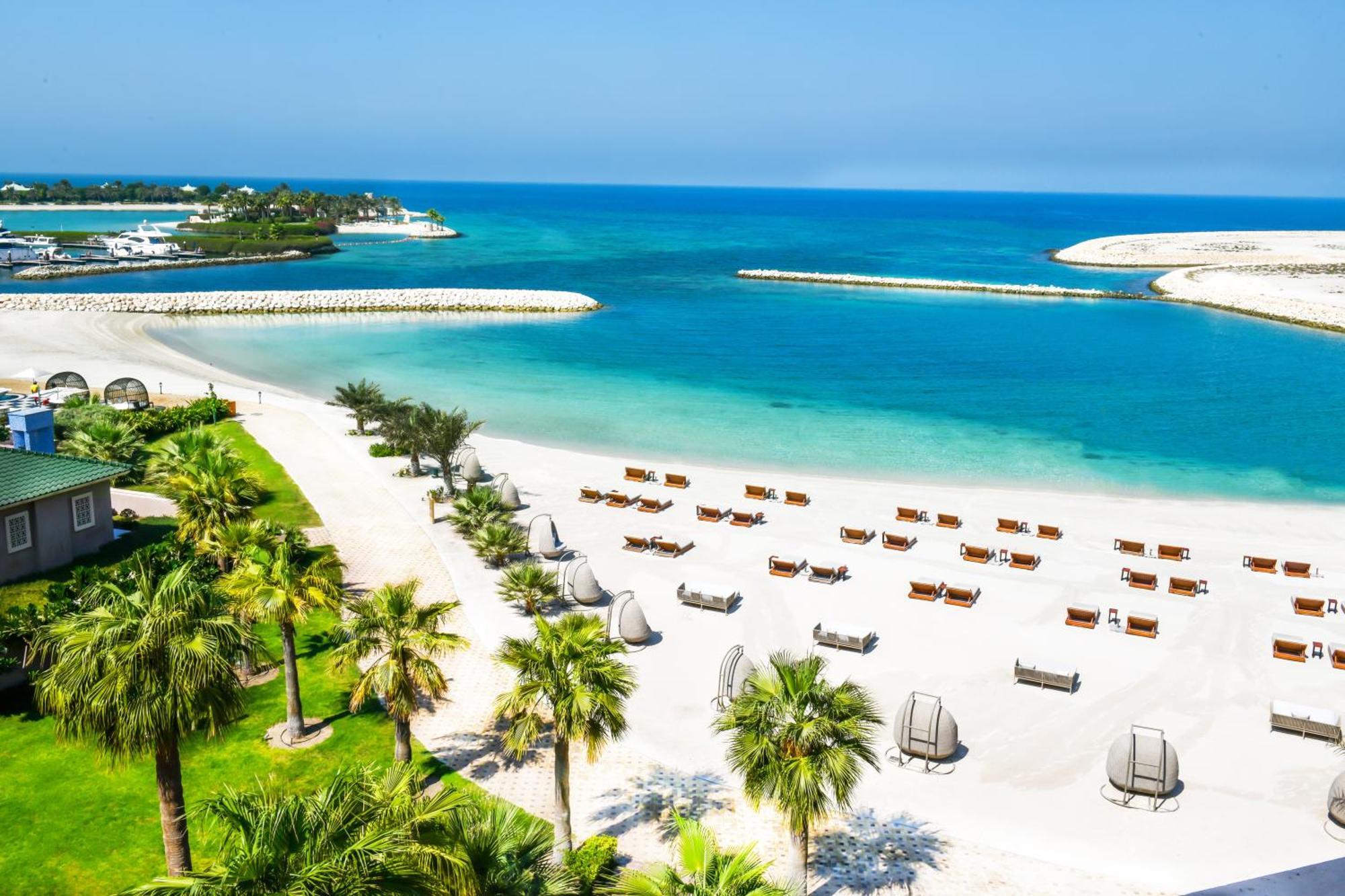 منتجع رويال سراي - من إدارة أكور المنامة الغرفة الصورة Beach at Jumeirah Beach Hotel